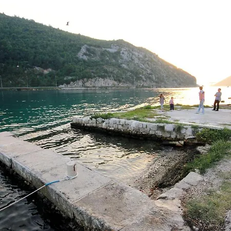 Seaside House Mokosica, Dubrovnik - 8584 Дом отдыха